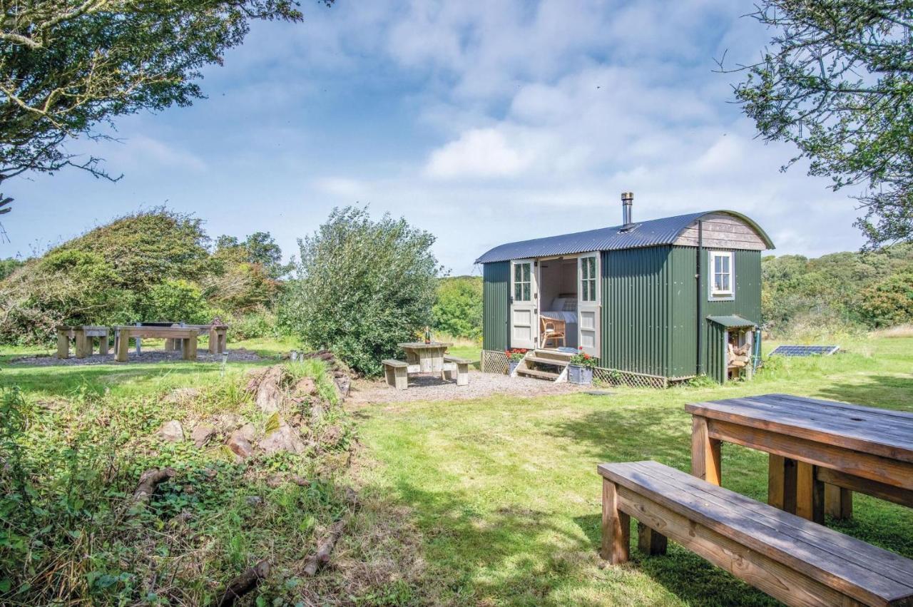Haven View - 1 Bedroom Shepherds Hut - St Ishmaels Saint Ishmaels  Eksteriør bilde