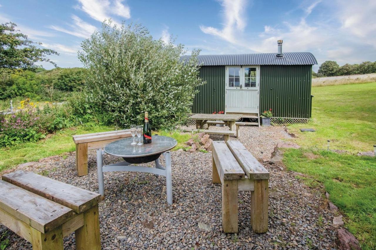 Haven View - 1 Bedroom Shepherds Hut - St Ishmaels Saint Ishmaels  Eksteriør bilde